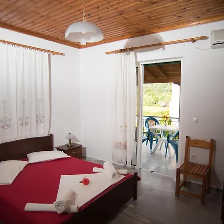 Gæstehus Eleni's House 3*